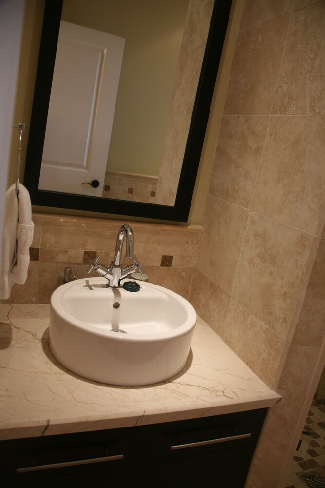 Condo, 4 Bedrooms - Bathroom