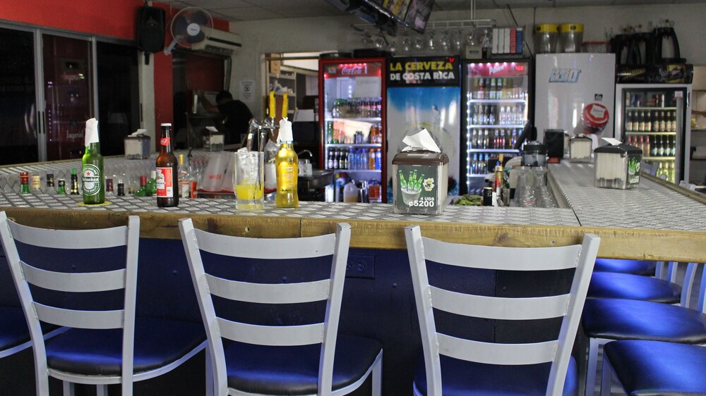 Sports Bar