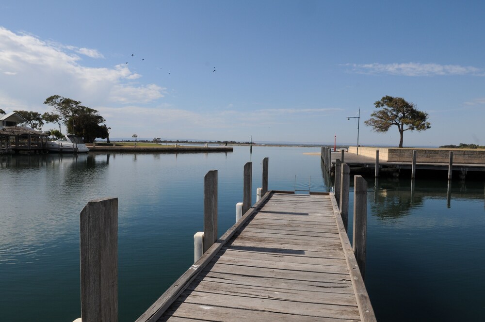 Lake View