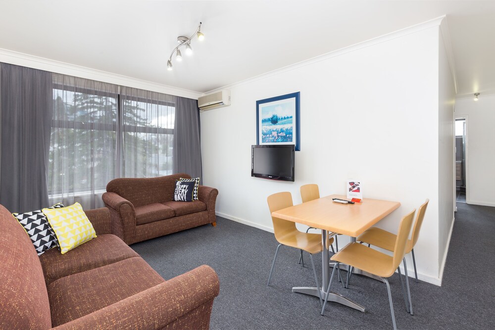 Two Bedroom Apartment - Gipps Street Building - Featured Image