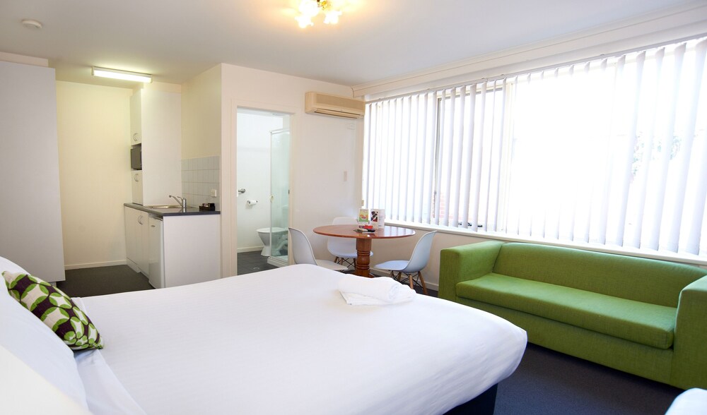 Family Studio Apartment - Treasury Building - Living Area