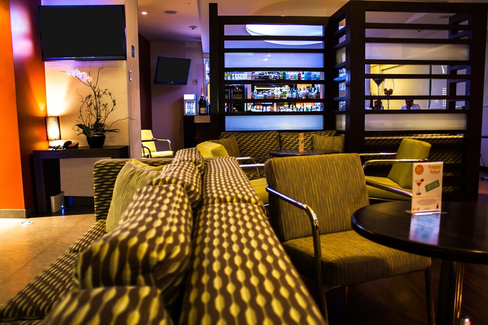 Hotel Lounge