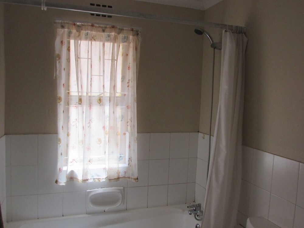 Standard Apartment, 2 Bedrooms - Bathroom