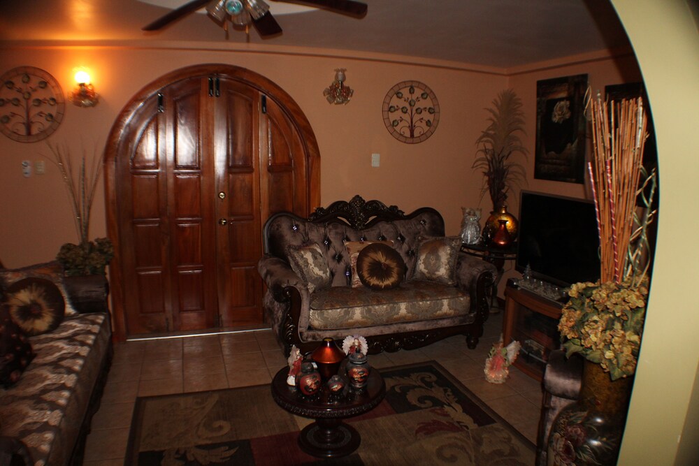 Executive Lounge
