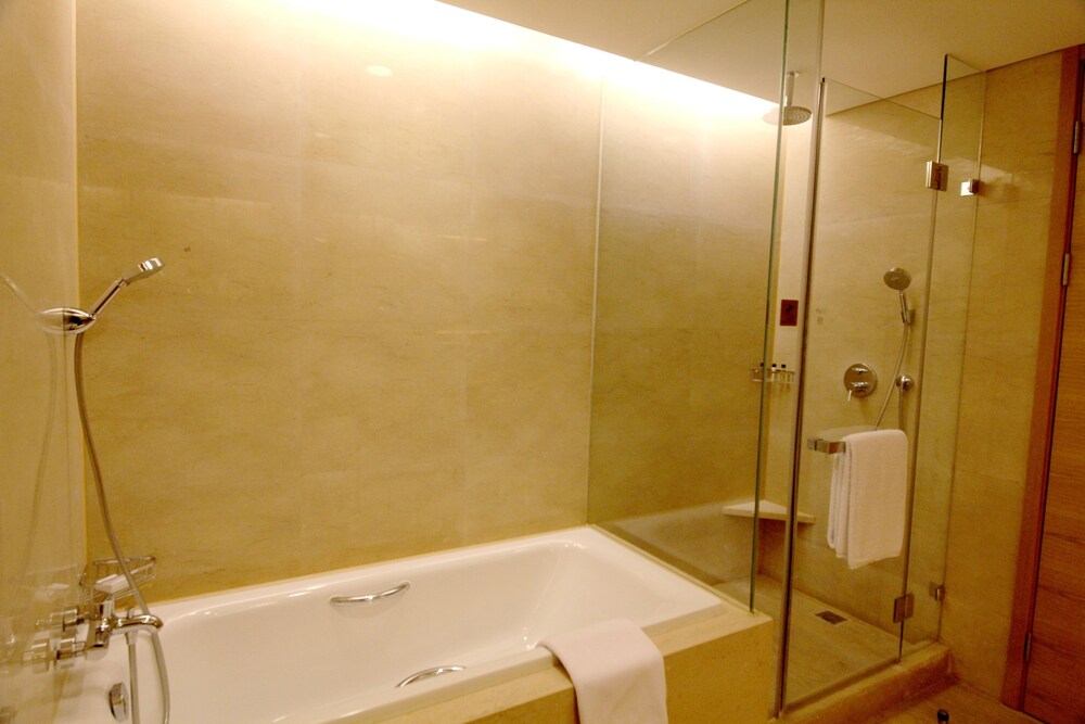 Studio Twin - Bathroom