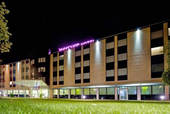 Hotel Front - Evening/Night