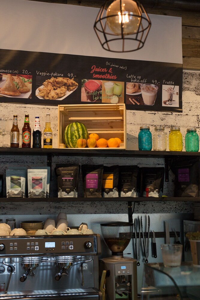 Coffee Shop