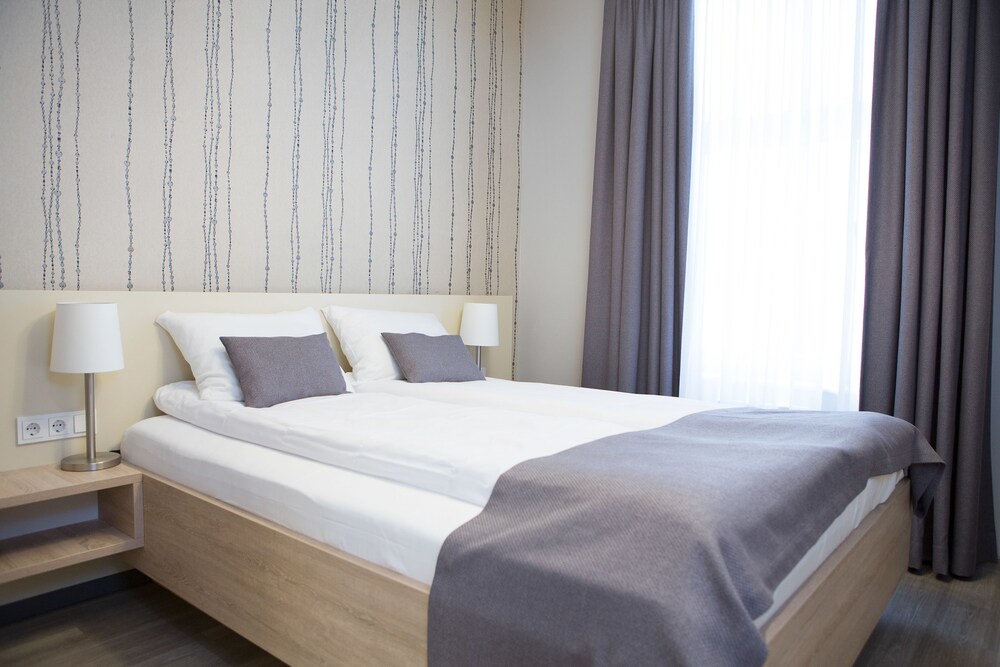 Standard Room, 1 Double Bed, Non Smoking - Guestroom