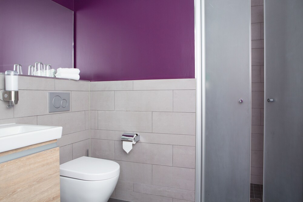 Deluxe Room, 1 Double Bed, Non Smoking - Bathroom