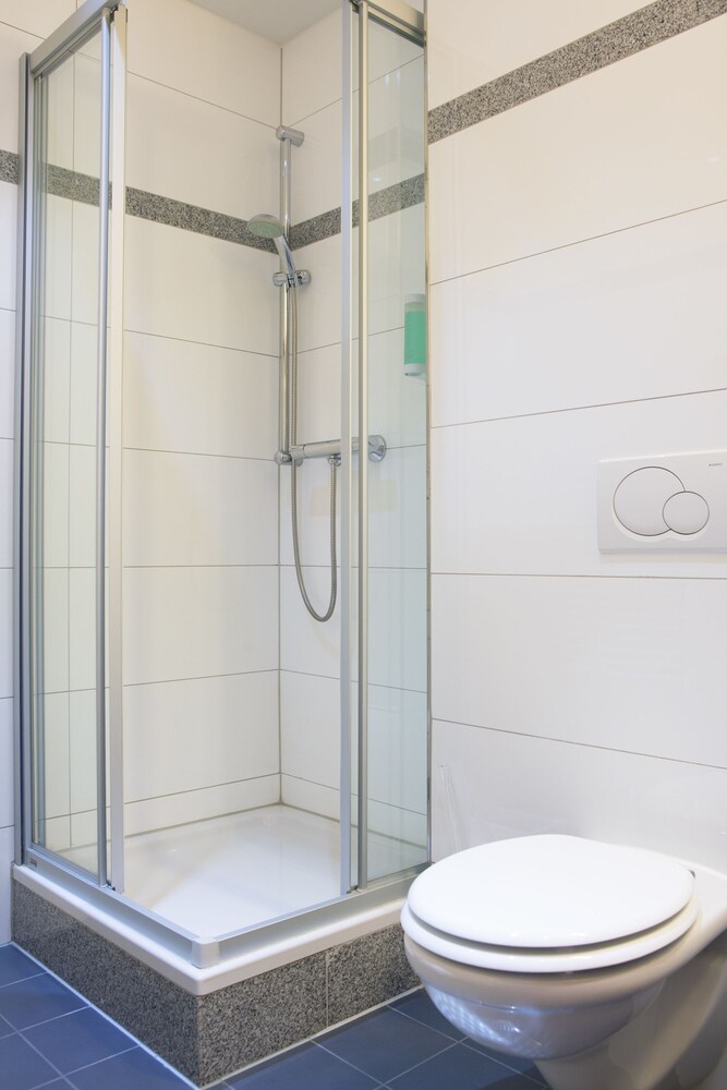 Standard Studio, 1 Double Bed, Non Smoking - Bathroom