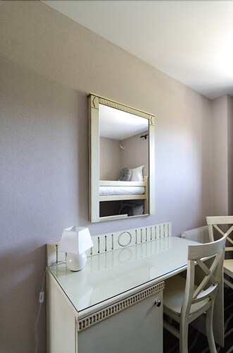 Childrens Theme Room