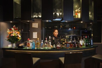 Hotel Bar