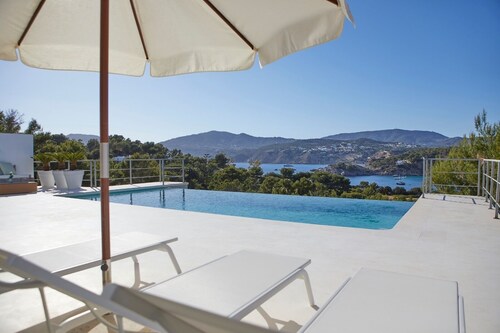 Breathtaking Sea Views set in landscaped gardens