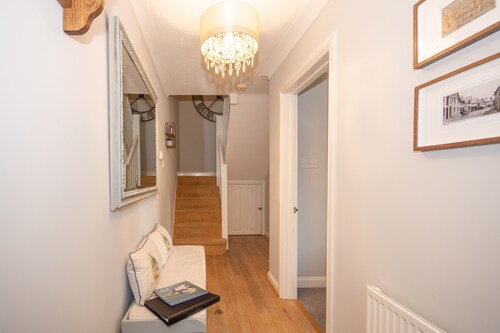 Luxury Seashell Cottage Milford on Sea New Forest beach