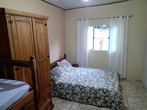 House in São Roque-Paraty. Near beaches and waterfalls. Tranquility and nature