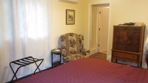 Chestnut Lane Bed & Breakfast - La Salle de Sable