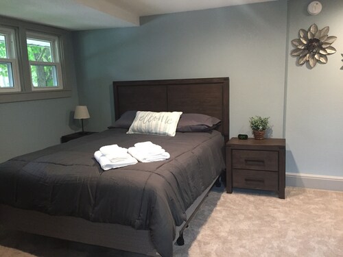 Cozy, renovated home located a short walk from Crystal Lake
