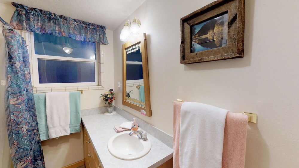 Room - Bathroom