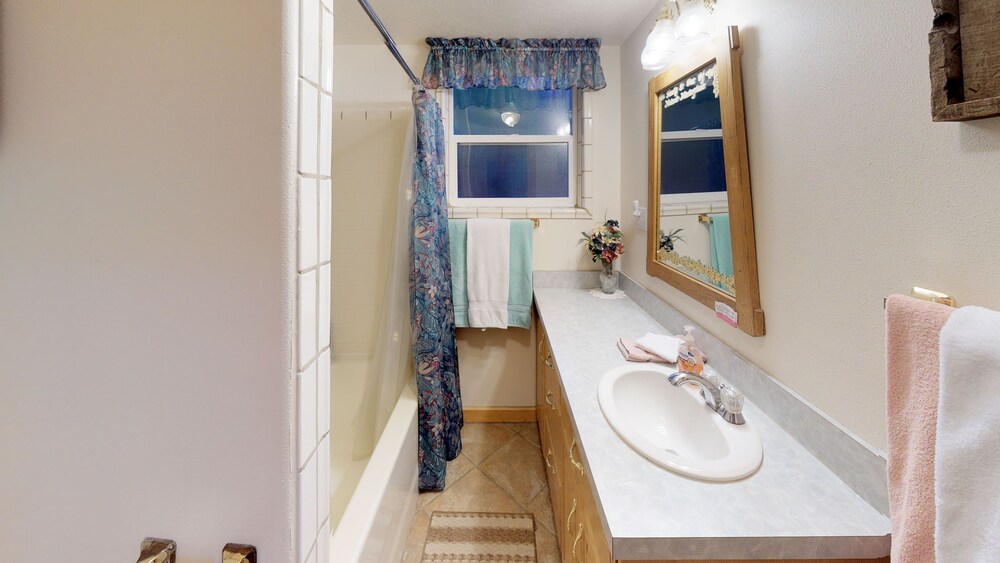 Room - Bathroom