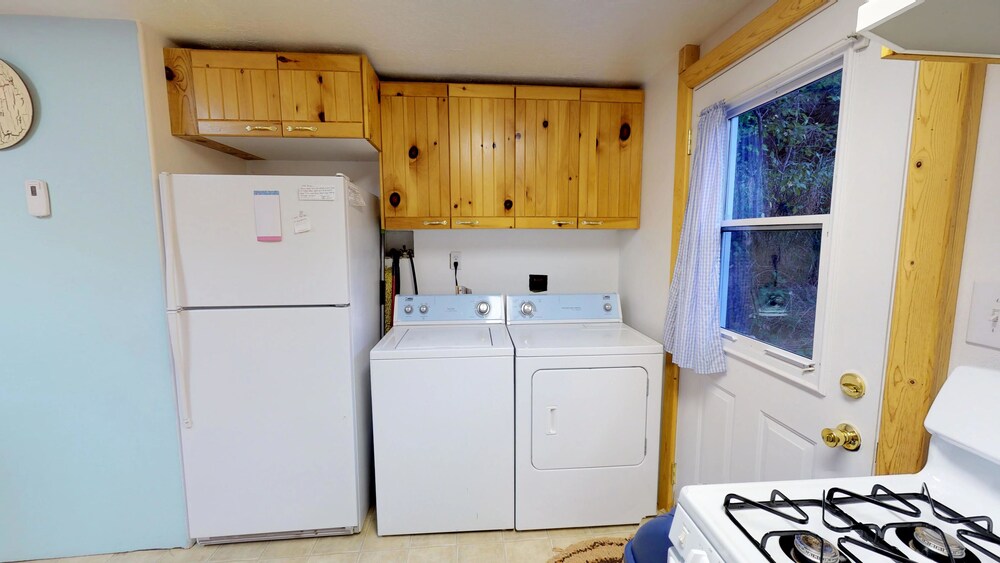 Room - Laundry