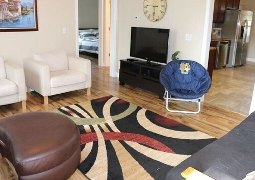 3BR Home - Walk to Notre Dame Stadium!