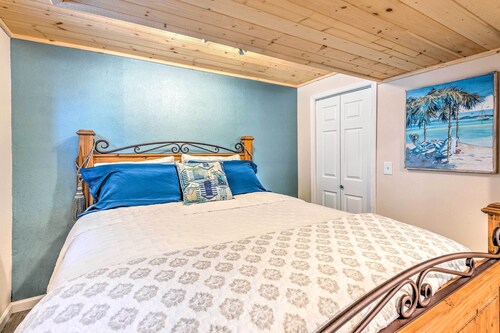 Seattle Area Studio w/Fireplace-2 Mi to State Park
