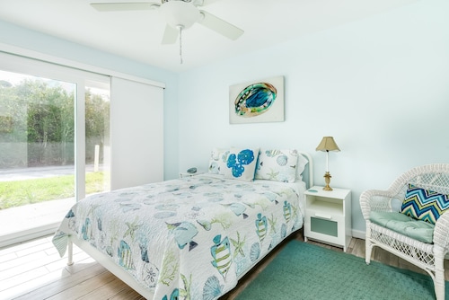 Quail Hollow A4-1D, 2 Bedrooms, Pool, Sleeps 4