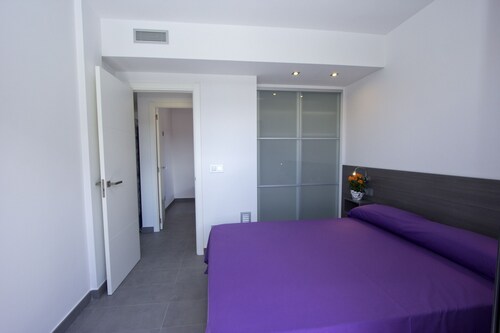Nouvel appartement avec terrasse et piscine près de la plage et des boutiques Inmosantos Nuria 2H