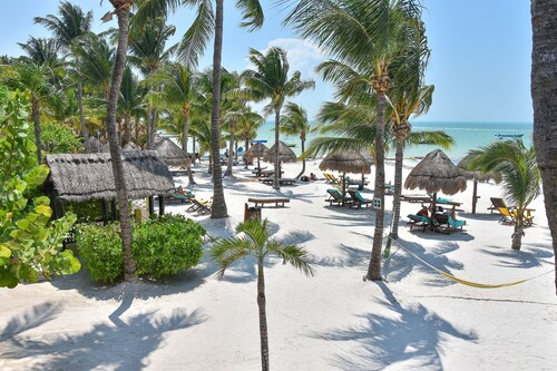 Amaité Beach Hotel