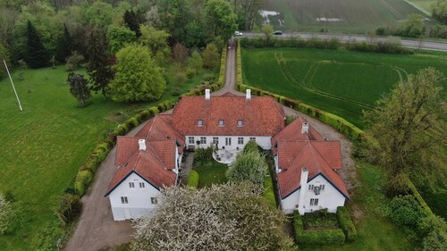 Lehnshøj Bed & Breakfast