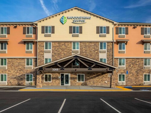 Woodspring Suites Riverside Norco