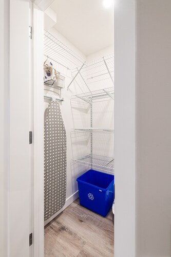 Private Suite | KING Bed | Professional Cleaning | Newly Renovated!