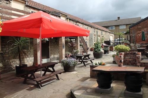 Rose and Crown