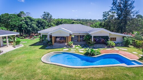 Nakatumble Luxury Eco Resort