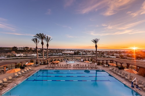 The Cassara Carlsbad, Tapestry Collection by Hilton