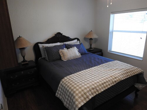Great Family Getaway just a splash away from two marinas