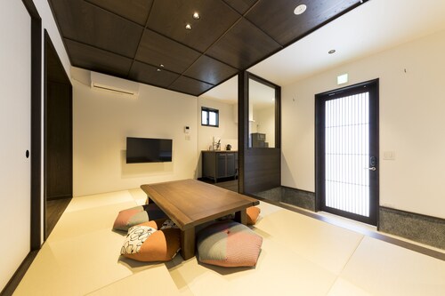 Musubi Hotel Machiya Kamigofuku-machi 2