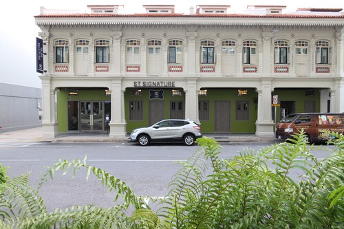 ST Signature Jalan Besar (SG Clean Certified)