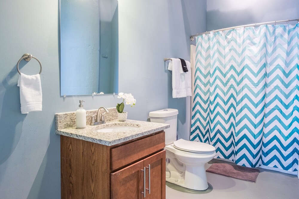 Classic Apartment, 2 Bedrooms, Non Smoking, City View - Bathroom
