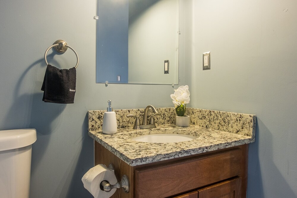 Classic Apartment, 1 Bedroom, Bathtub - Bathroom