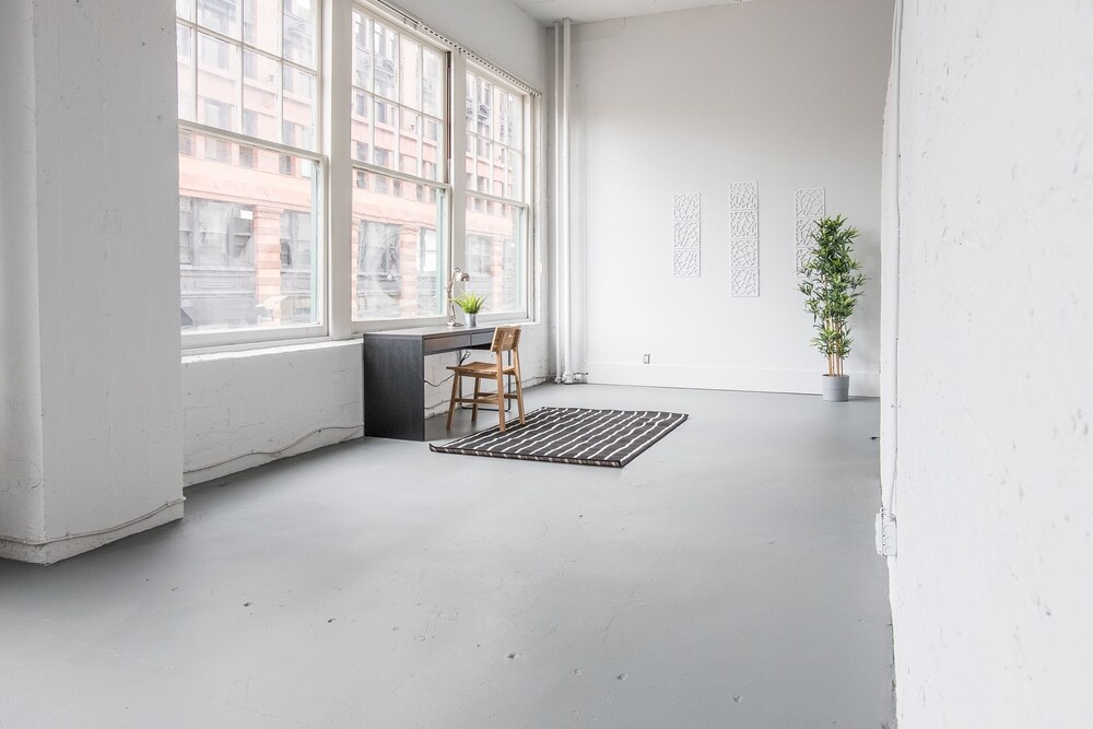 Classic Apartment, 2 Bedrooms, Non Smoking, City View - Living Area