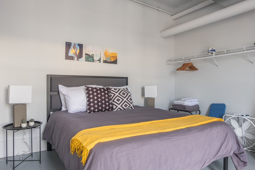 Classic Apartment, 1 Bedroom, Non Smoking, City View - Room
