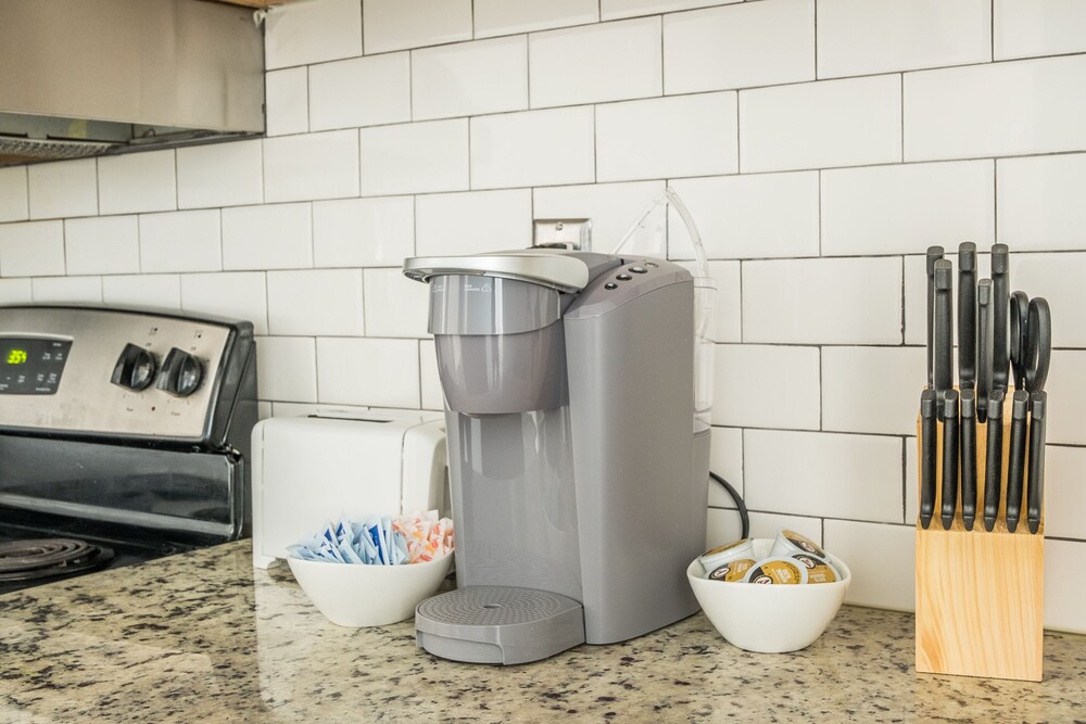 Classic Apartment, 1 Bedroom, Bathtub, City View - Private Kitchen