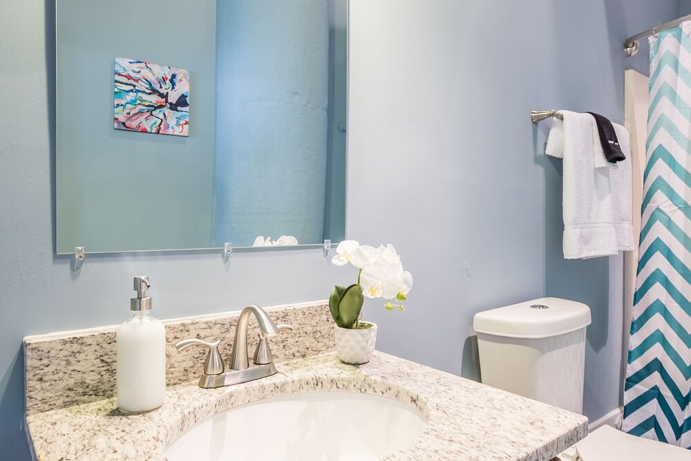 Classic Apartment, 2 Bedrooms, Non Smoking, City View - Bathroom