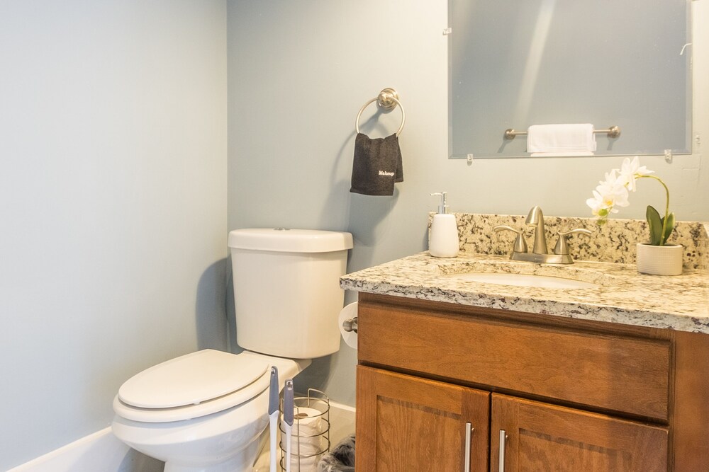 Classic Apartment, 1 Bedroom, Bathtub - Bathroom