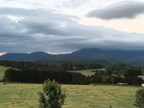 Sunset Cottage - Yarra Valley