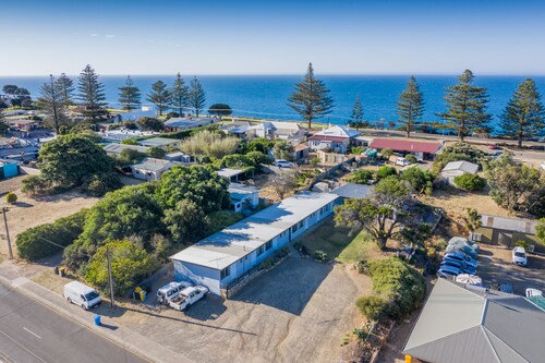 Penneshaw Beach Stay