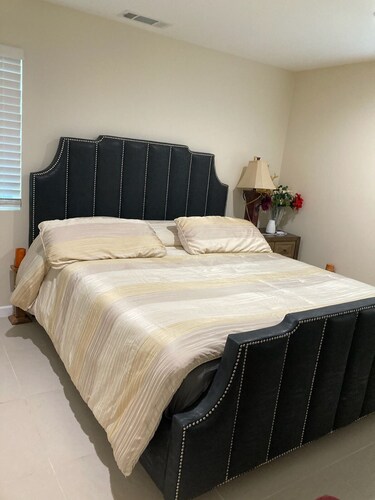 Brand New House close to Disney Land