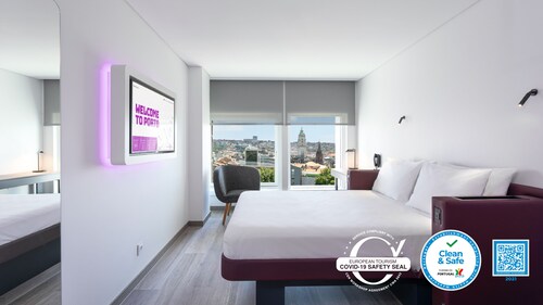 Yotel Porto