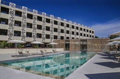 Hotel Restaurant San Lucianu